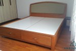 Giường ngủ có ngăn kéo gỗ Sồi đầu giường bọc nệm nhà Anh Phương, Quận 2, TPHCM